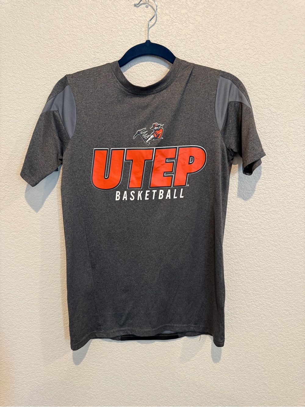 Rivalry Threads Kids Gray UTEP Basketball Tee with Orange Logo